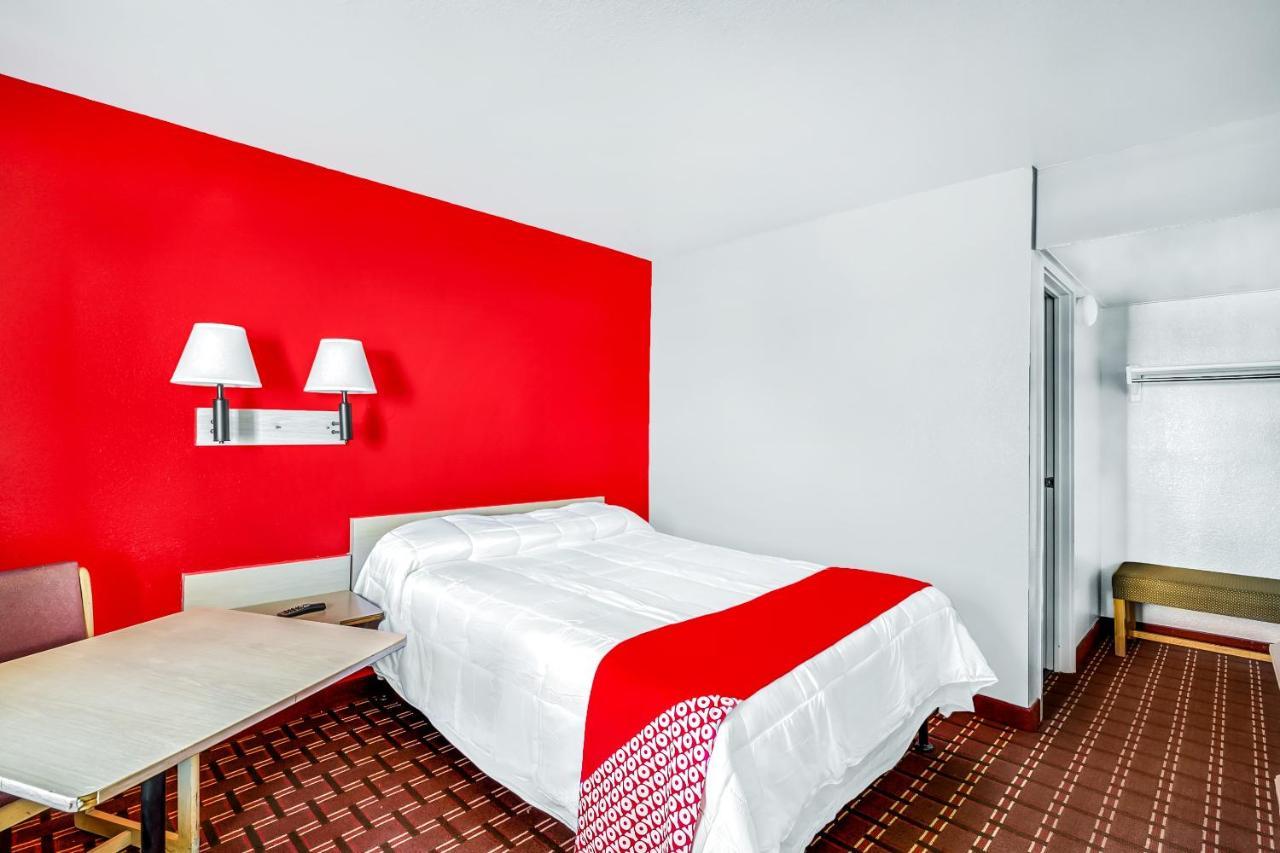Oyo Hotel Houston Southwest I-69 Esterno foto