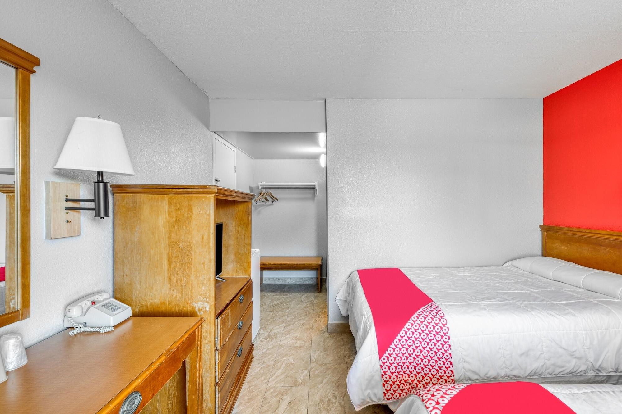 Oyo Hotel Houston Southwest I-69 Esterno foto